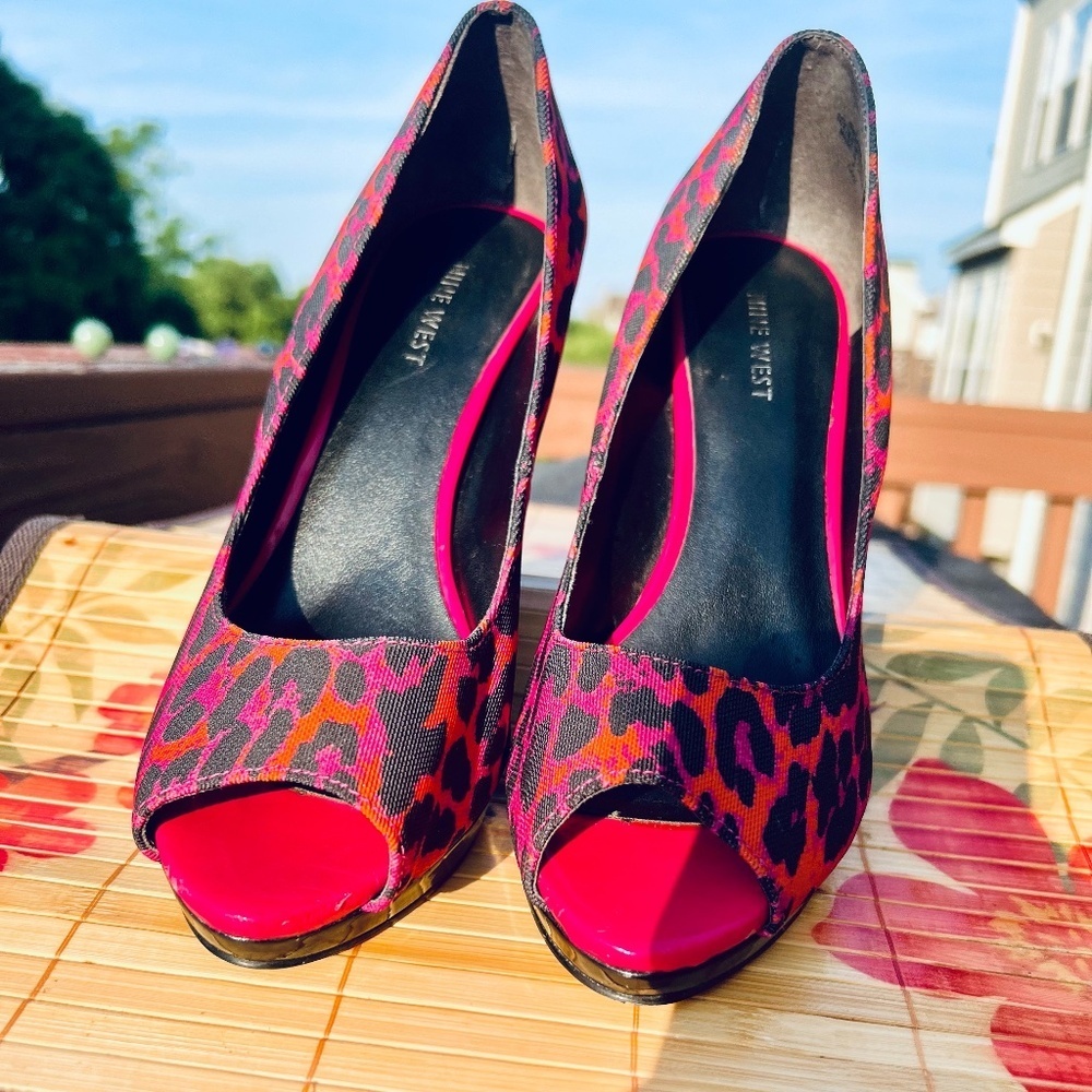 Nine West Pink and Orange Leopard Print Peep-Toe Heels